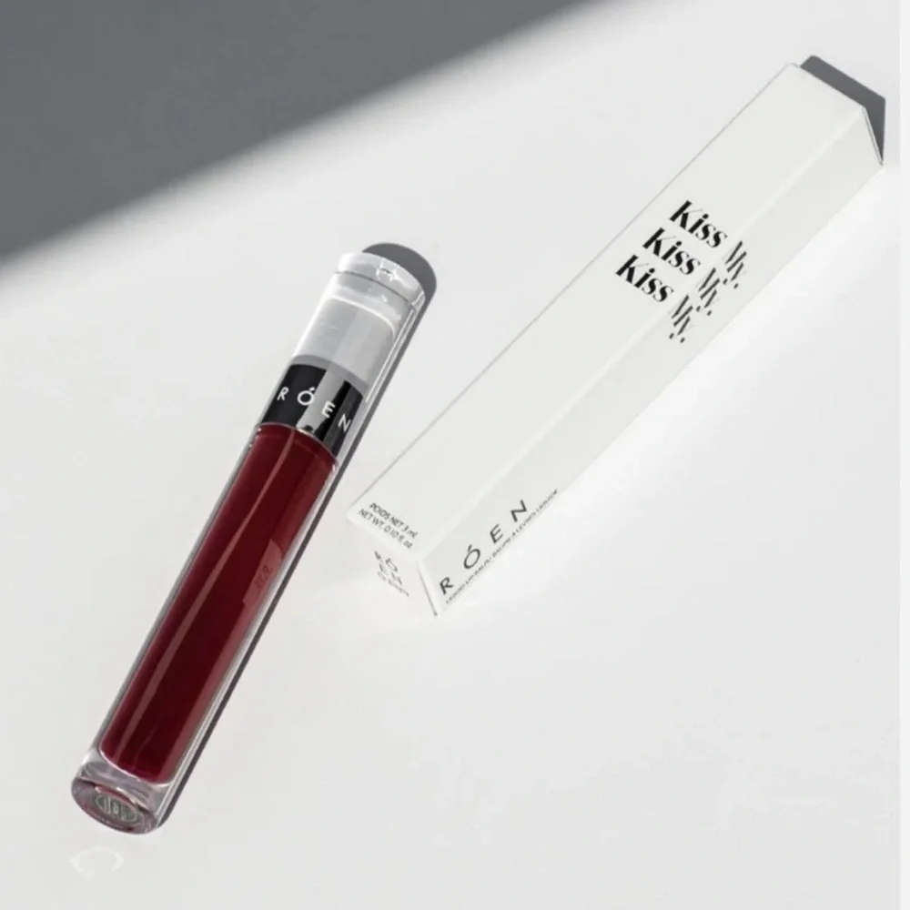 ROEN Beauty Kiss My Liquid Lip Balm Scout Deep Berry Wine New in Box 3ml